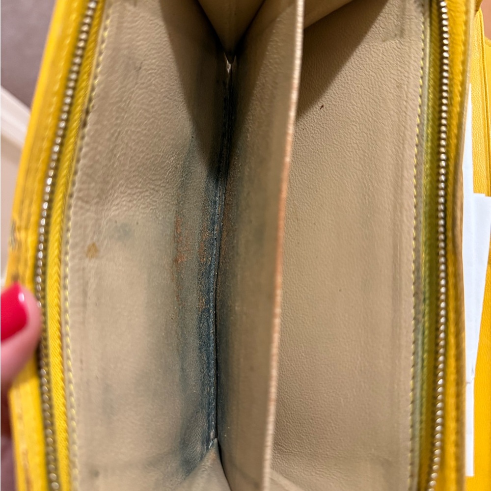 Bottega Veneta - Yellow Leather Long Wallet w/ COA - Picture 9 of 14